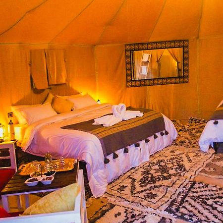 梅尔祖卡 Sahara Deluxe Camp酒店 外观 照片