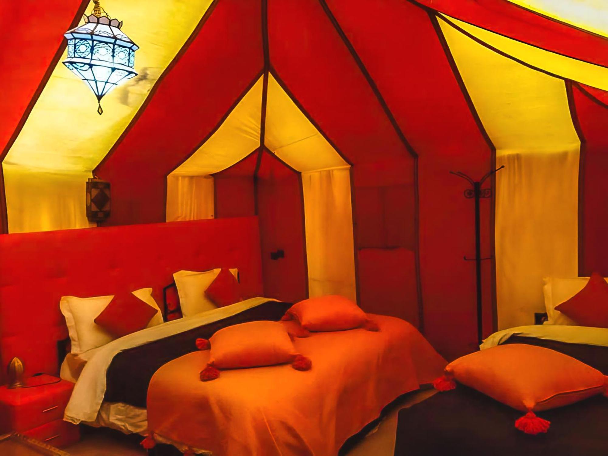 梅尔祖卡 Sahara Deluxe Camp酒店 外观 照片