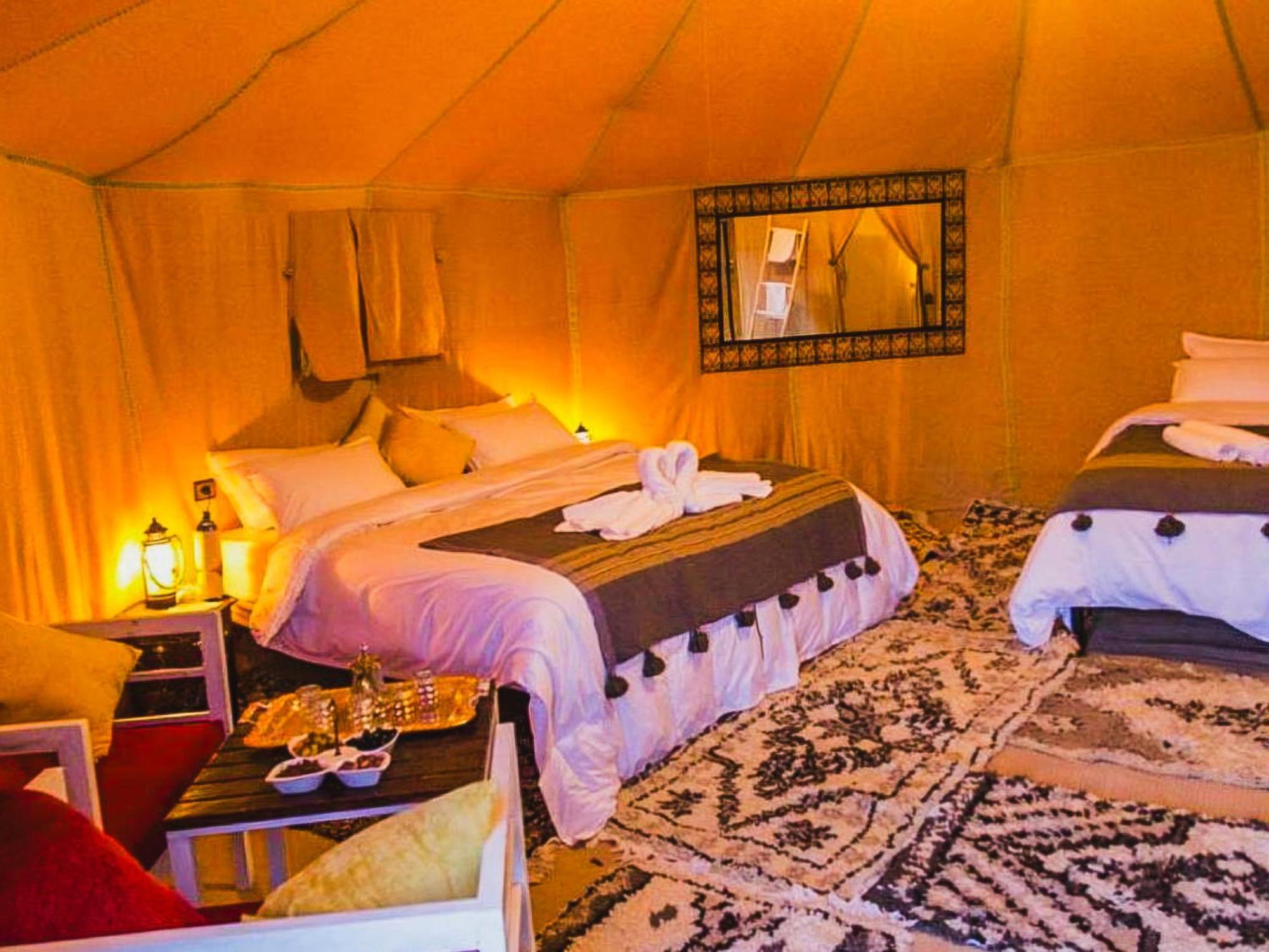 梅尔祖卡 Sahara Deluxe Camp酒店 外观 照片